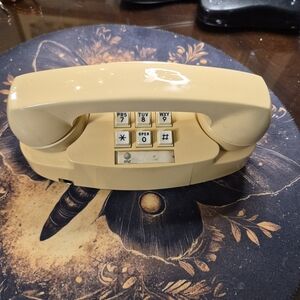 Vintage Cream Rotary Phone